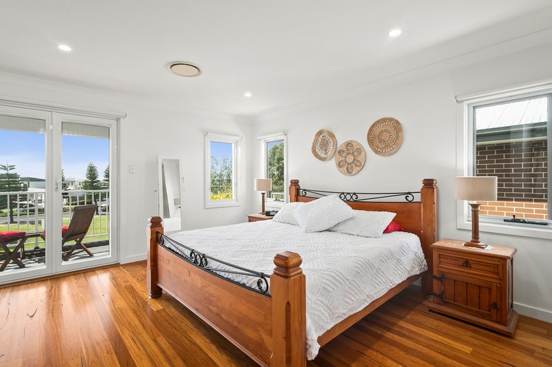 Photo - 53 Caravel Crescent, Shell Cove NSW 2529 - Image 7