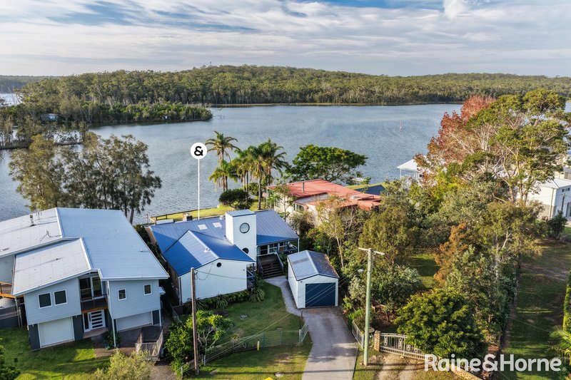 Photo - 53 Carroll Avenue, Lake Conjola NSW 2539 - Image 6