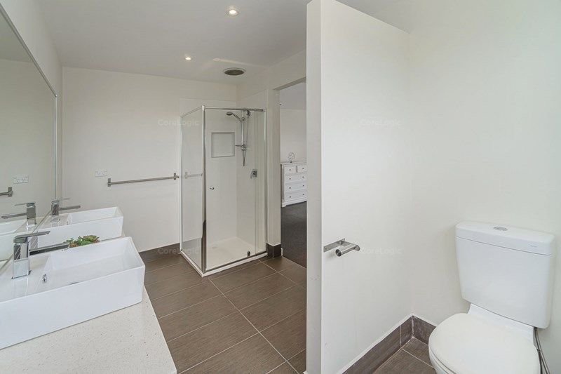 Photo - 53 Cascade Terrace, Craigieburn VIC 3064 - Image 15