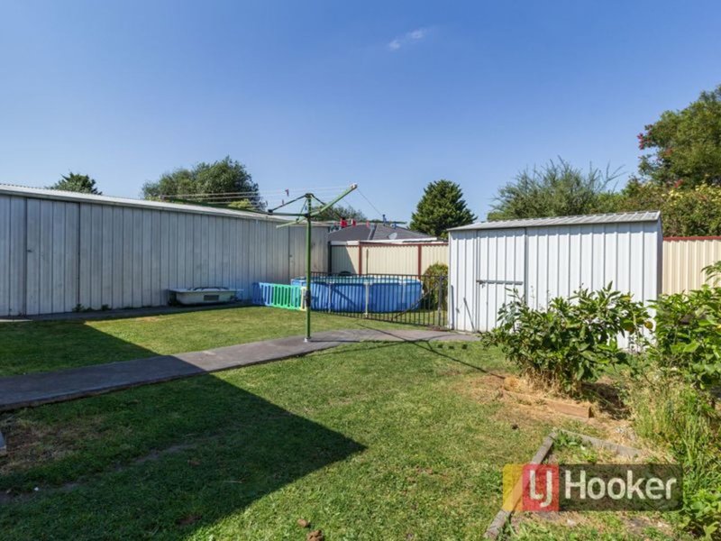 Photo - 53 Clive Street, Hampton Park VIC 3976 - Image 11