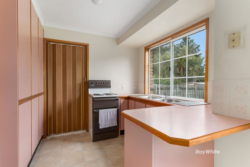 Photo - 53 College Road, Karana Downs QLD 4306 - Image 2