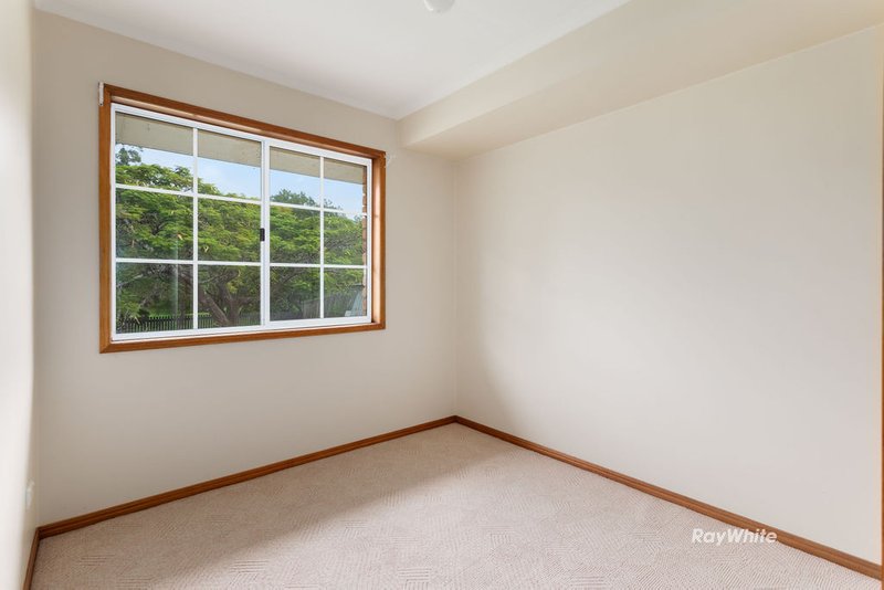 Photo - 53 College Road, Karana Downs QLD 4306 - Image 10