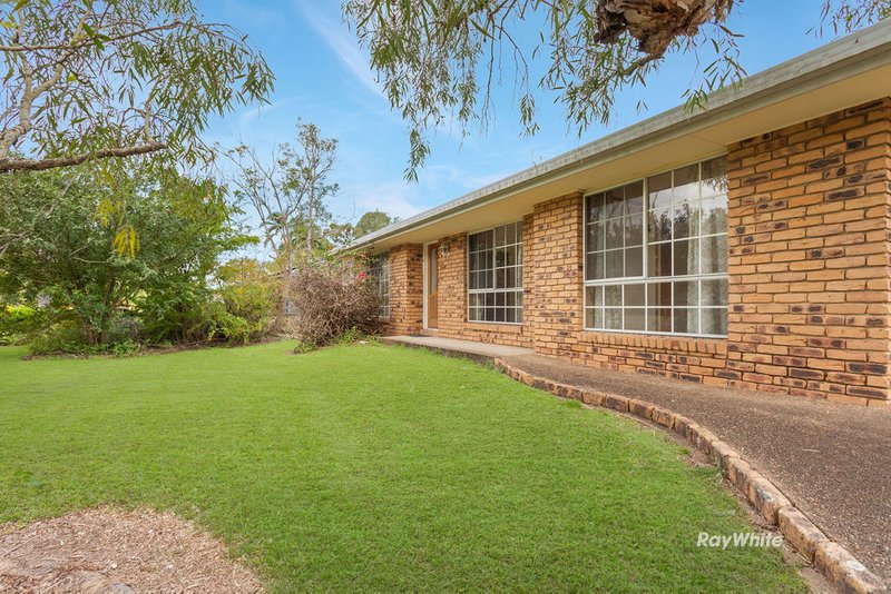 Photo - 53 College Road, Karana Downs QLD 4306 - Image 17