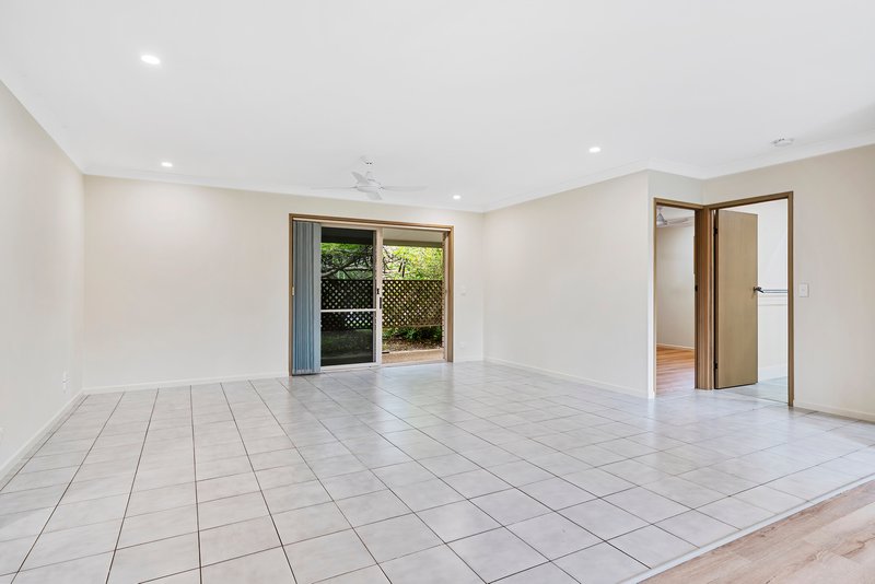 Photo - 53 Cooroy Noosa Road, Tewantin QLD 4565 - Image 11