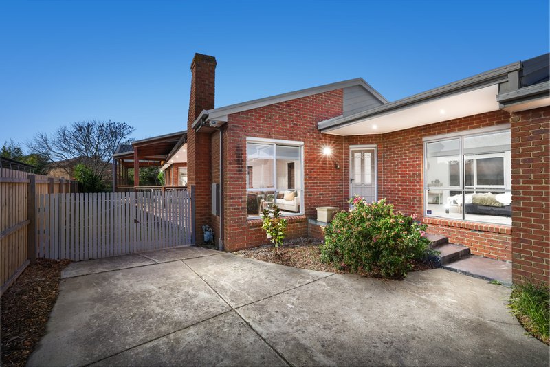 Photo - 53 Cromwell Drive, Rowville VIC 3178 - Image
