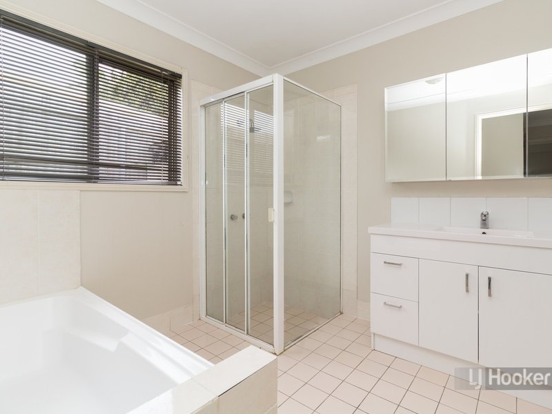 Photo - 53 Cunningham Drive, Boronia Heights QLD 4124 - Image 11