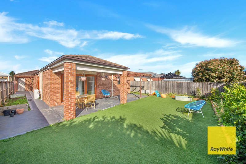 Photo - 53 Denman Drive, Point Cook VIC 3030 - Image 14