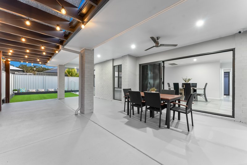 Photo - 53 Dent Crescent, Burpengary East QLD 4505 - Image 19