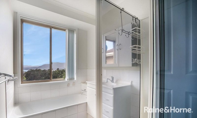 Photo - 53 Devines Road, Glenorchy TAS 7010 - Image 7