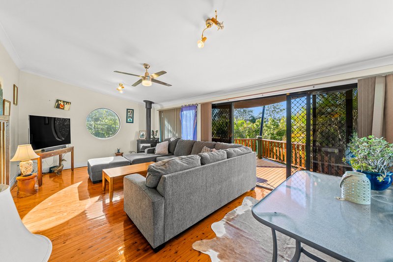 Photo - 53 Dewar Drive, Loganholme QLD 4129 - Image 6