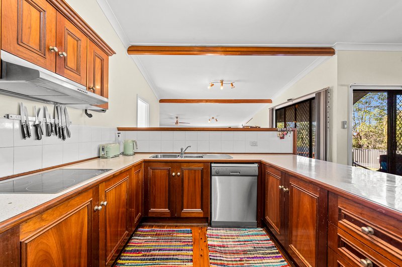 Photo - 53 Dewar Drive, Loganholme QLD 4129 - Image 8