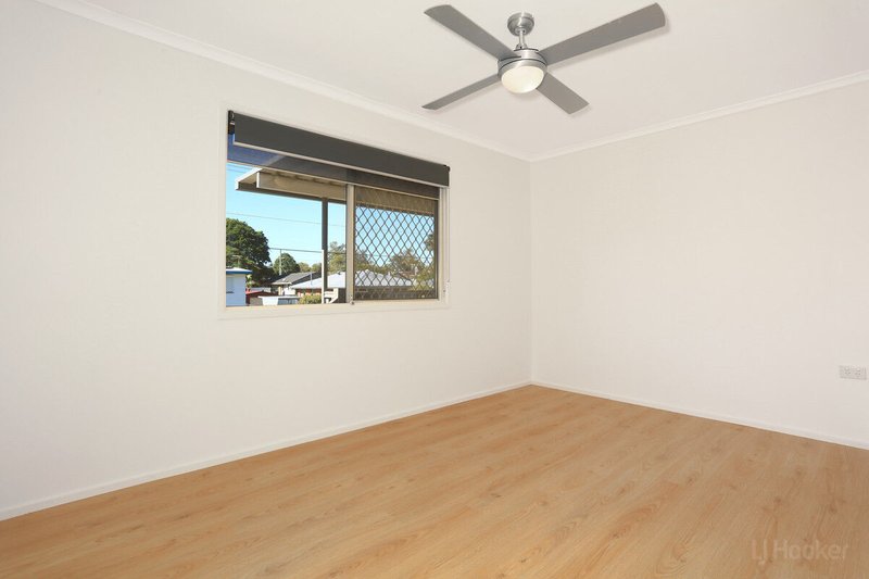 Photo - 53 Dryandra Drive, Eagleby QLD 4207 - Image 12