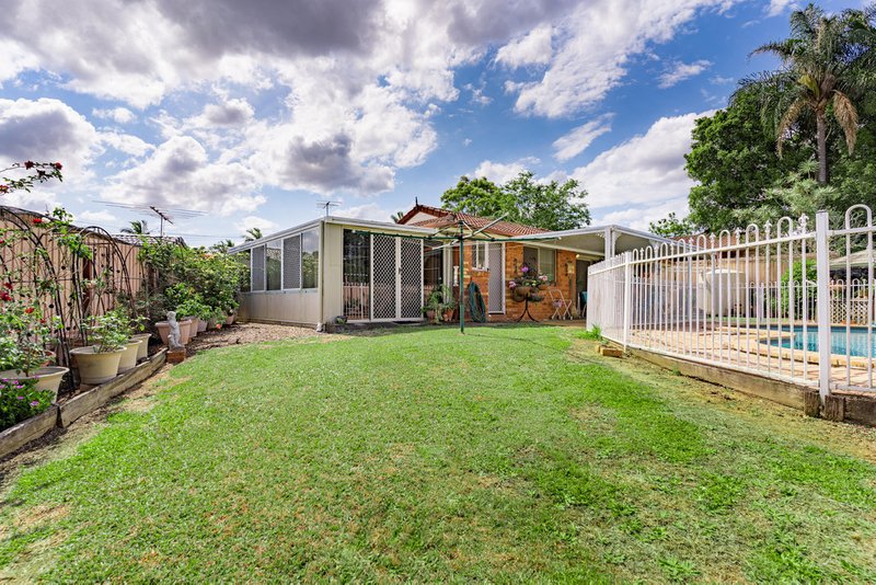 Photo - 53 Ellendale Crescent, Daisy Hill QLD 4127 - Image 5