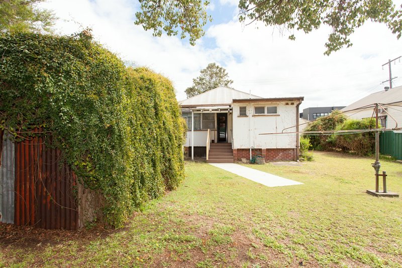 Photo - 53 Estell Street, Maryville NSW 2293 - Image 16