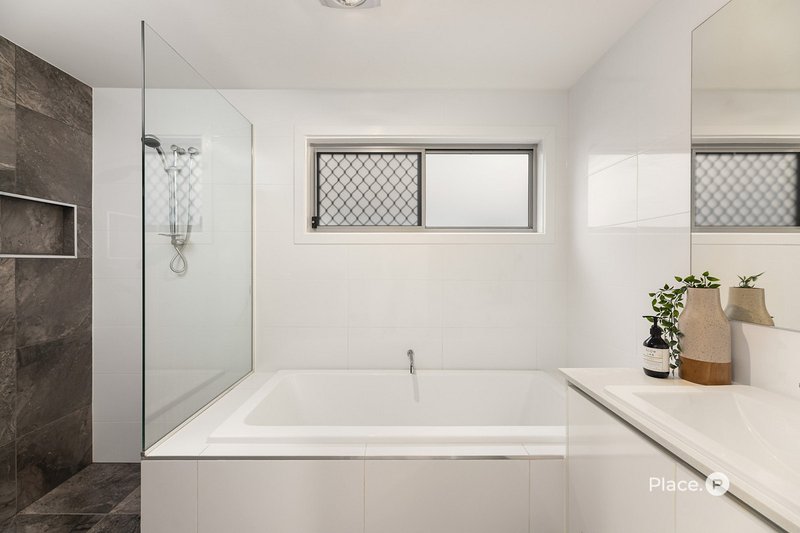 Photo - 53 Eyre Street, Mount Gravatt East QLD 4122 - Image 18