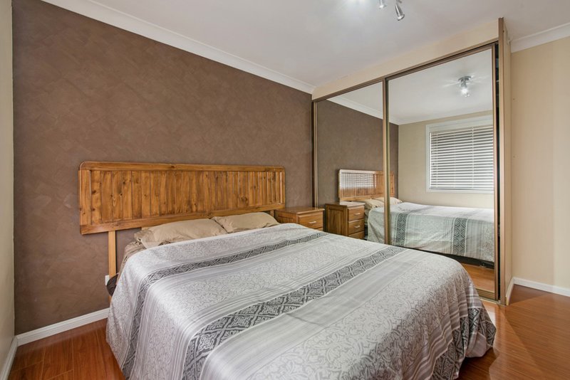 Photo - 53 Fenton Crescent, Minto NSW 2566 - Image 6