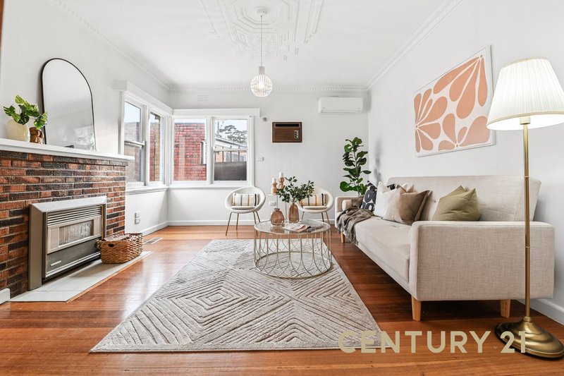 Photo - 53 Fifth Avenue, Dandenong VIC 3175 - Image 2