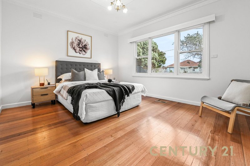 Photo - 53 Fifth Avenue, Dandenong VIC 3175 - Image 5