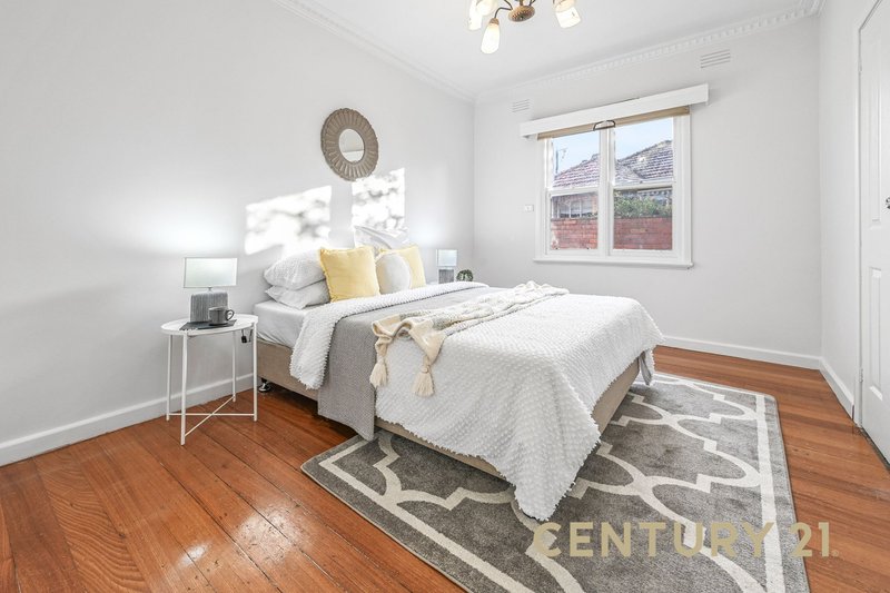Photo - 53 Fifth Avenue, Dandenong VIC 3175 - Image 8