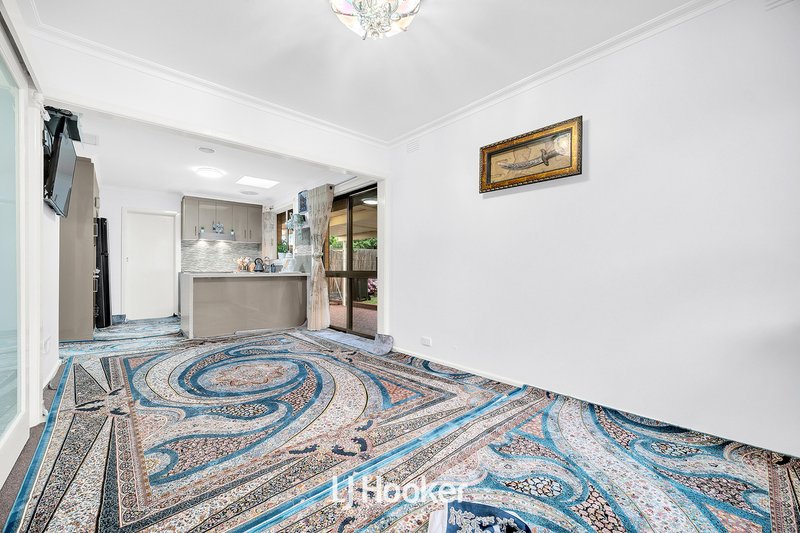 Photo - 53 First Avenue, Dandenong North VIC 3175 - Image 7