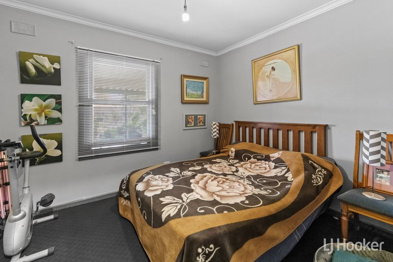 Photo - 53 Fordingbridge Road, Davoren Park SA 5113 - Image 7