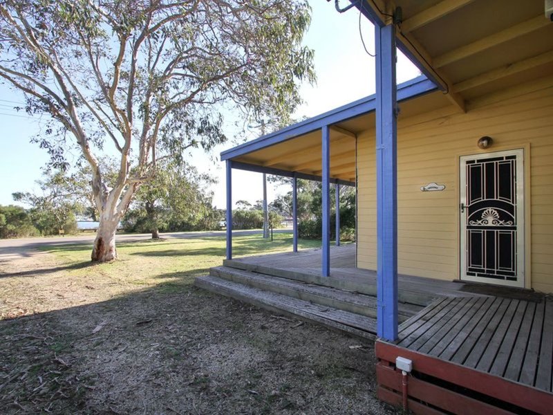 Photo - 53 Fourth Avenue, Raymond Island VIC 3880 - Image 14