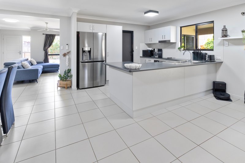 Photo - 53 Galeandra Street, Edmonton QLD 4869 - Image 6