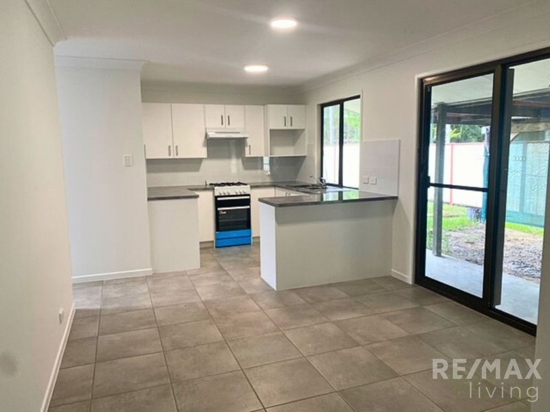 Photo - 53 George Street, Woodford QLD 4514 - Image 2