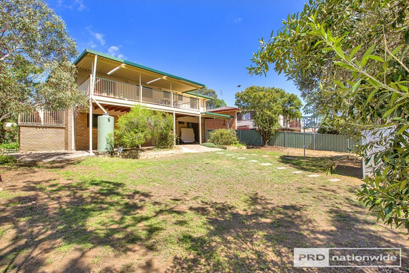 Photo - 53 Graham Street, Tamworth NSW 2340 - Image 2