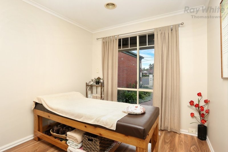 Photo - 53 Grand Parade, Epping VIC 3076 - Image 10