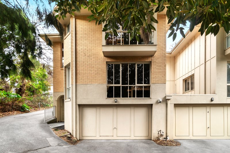 Photo - 5/3 Gwynne Street, Mount Waverley VIC 3149 - Image 2