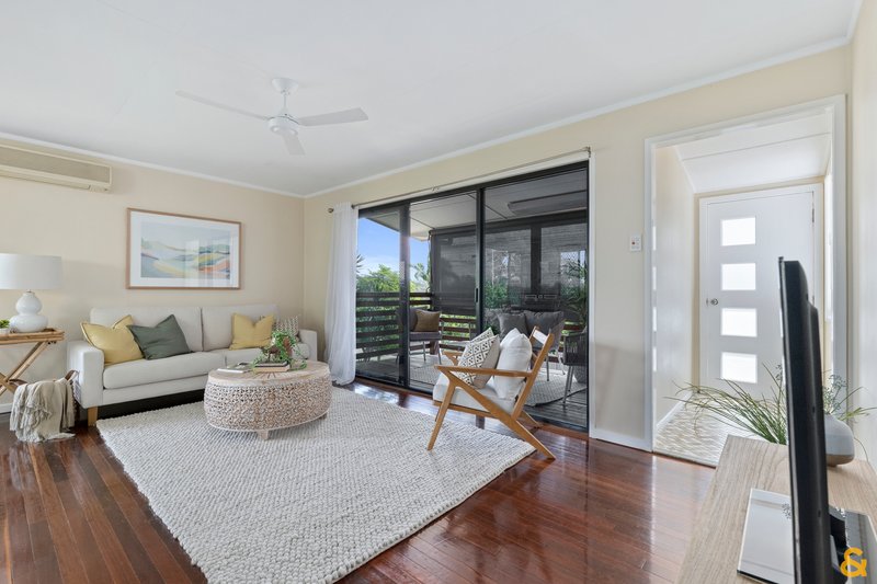 Photo - 53 Hannam Street, Wynnum QLD 4178 - Image 2