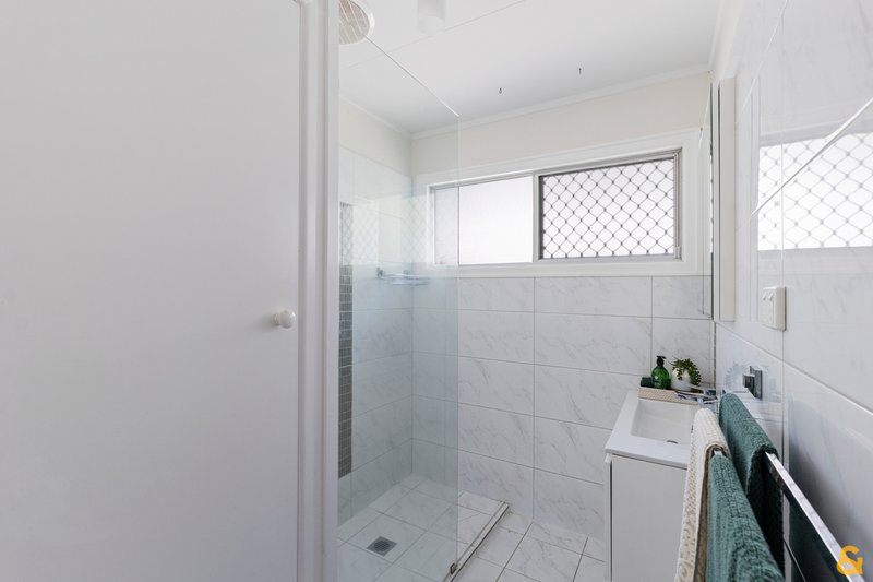 Photo - 53 Hannam Street, Wynnum QLD 4178 - Image 11