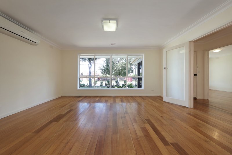 Photo - 53 Heather Grove, Springvale VIC 3171 - Image 3