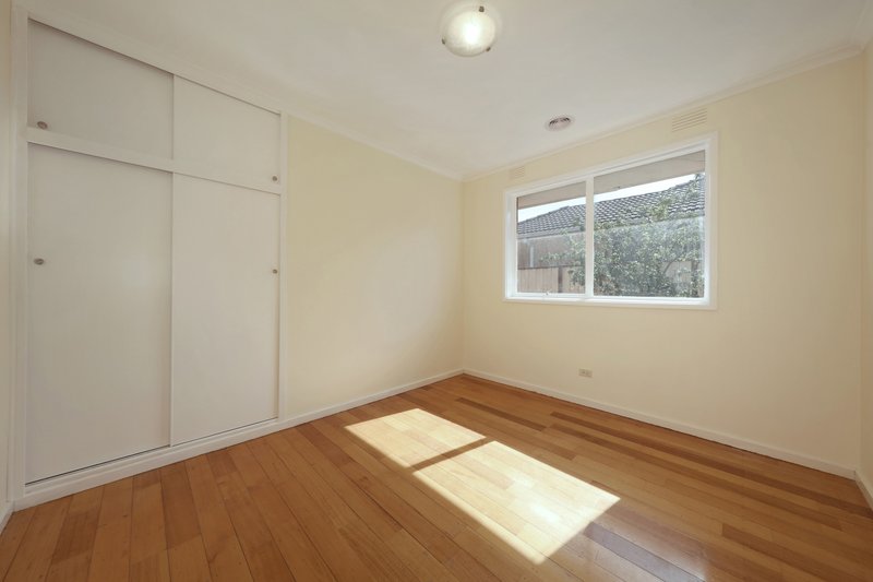 Photo - 53 Heather Grove, Springvale VIC 3171 - Image 7