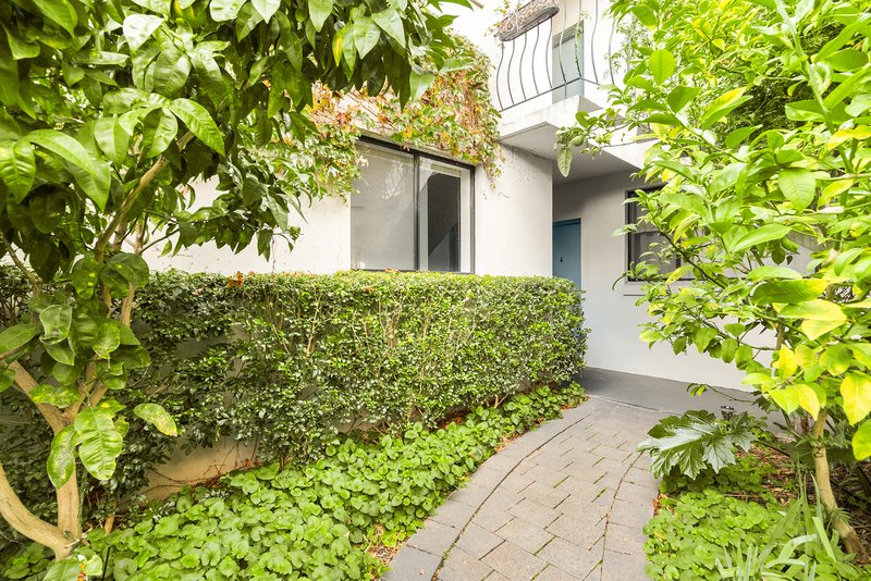 Photo - 5/3 Hickford Street, Brunswick East VIC 3057 - Image 2
