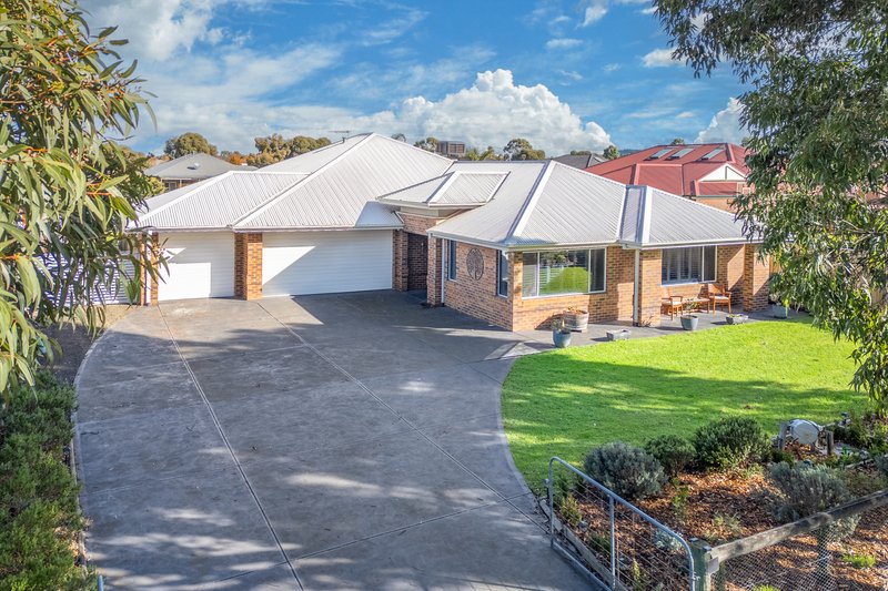 Photo - 53 Highgrove Drive, Sunbury VIC 3429 - Image 1