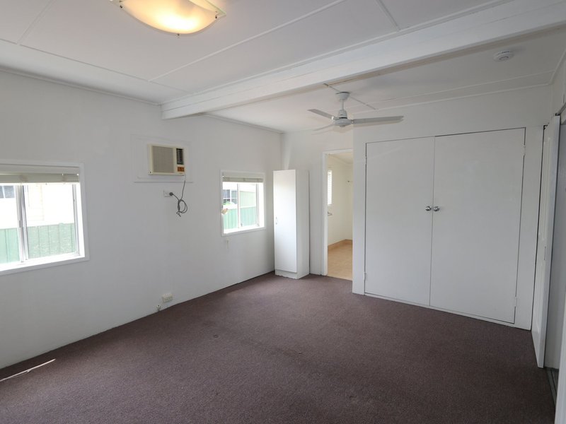 Photo - 53 Huntley Street, Capella QLD 4723 - Image 6