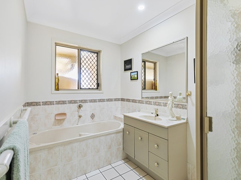 Photo - 53 Jacaranda Drive, Bongaree QLD 4507 - Image 19