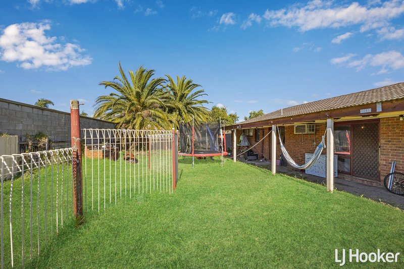 Photo - 53 James Cook Drive, Melton West VIC 3337 - Image 7