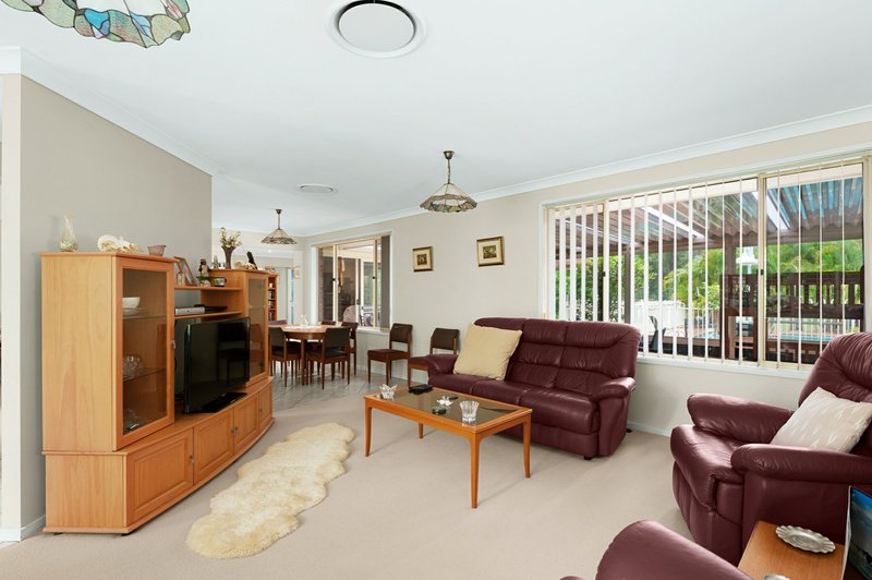 Photo - 53 James Street, Tingira Heights NSW 2290 - Image 6