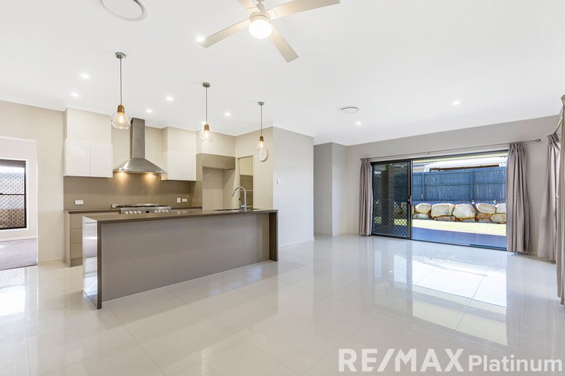 Photo - 53 Jinibara Crescent, Narangba QLD 4504 - Image 4