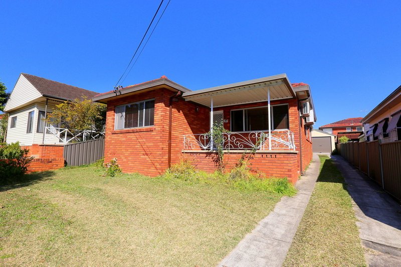 Photo - 53 Jocelyn Street, Chester Hill NSW 2162 - Image 2