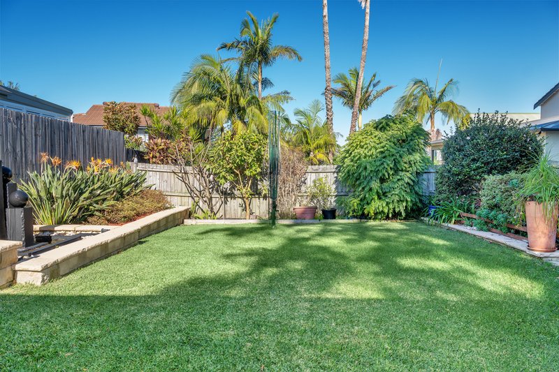 Photo - 53 Kangaroo Road, Collaroy Plateau NSW 2097 - Image 2