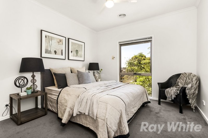 Photo - 5/3 Keylana Boulevard, Mount Waverley VIC 3149 - Image 6