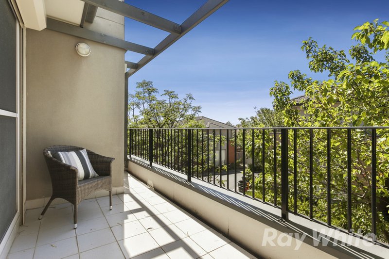 Photo - 5/3 Keylana Boulevard, Mount Waverley VIC 3149 - Image 9