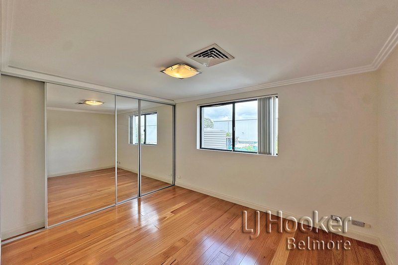 Photo - 53 Lawford Street, Greenacre NSW 2190 - Image 9