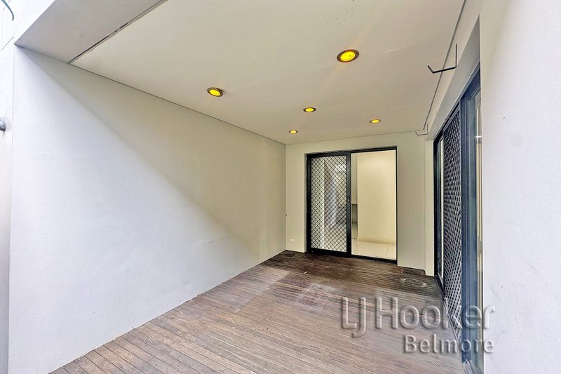 Photo - 53 Lawford Street, Greenacre NSW 2190 - Image 12