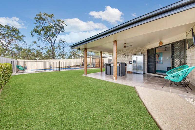 Photo - 53 Liriope Drive, Kirkwood QLD 4680 - Image 13