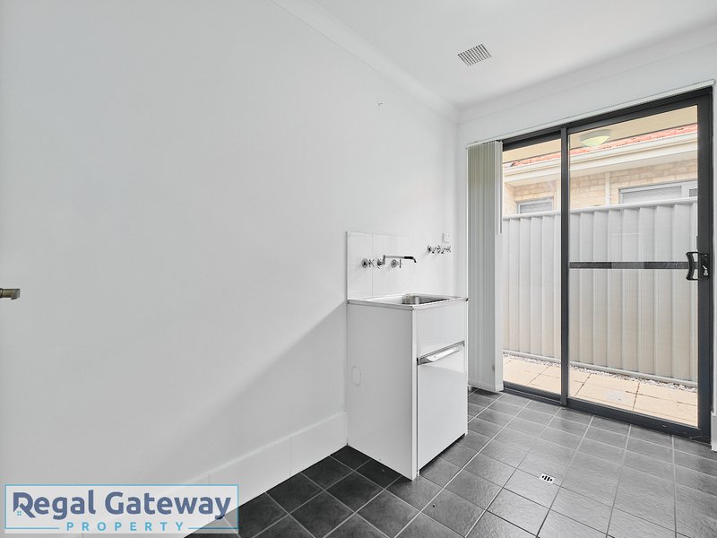 Photo - 53 Litchfield Circle, Wandi WA 6167 - Image 7